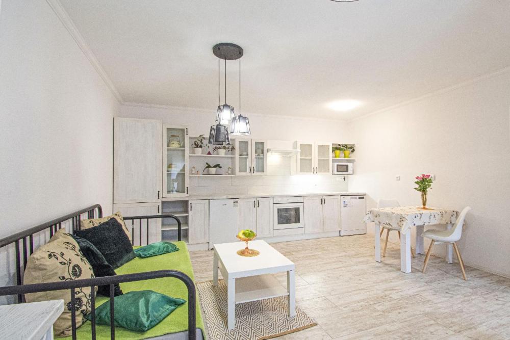 Kroměříž Apartman 2Kk Zlamanka מראה חיצוני תמונה